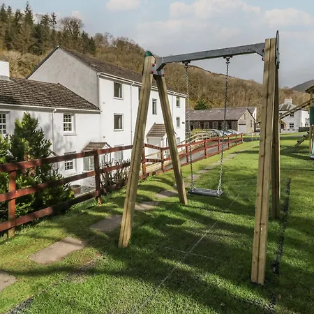 Canadian 37 Nyaraló *