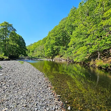 Canadian 37 Nyaraló