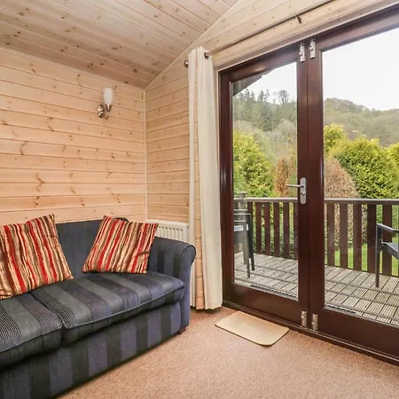 Canadian 37 * Keswick (Cumbria)